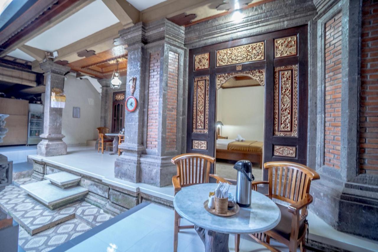 Jaga Roni House Lägenhet Ubud Exteriör bild